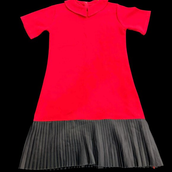 Dresses & Skirts - Red Short-Sleeve Dress with Pleated Hem